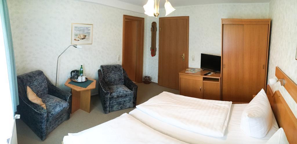 Kastanienhof Hotel Garni Zinnowitz Room photo